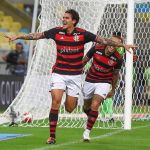 Pedro, do Flamengo, fala sobre vaias e 'rivalidade' com Gabigol: 'Me dá mais forças'