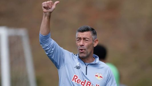 Pedro Caixinha terá 'reforços' para duelo com o Cruzeiro, em Belo Horizonte