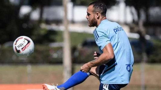 Pedro Castro defendeu o Cruzeiro em 2022