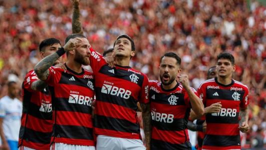 Pedro comemorando o gol da vitória do Flamengo sobre o Bahia