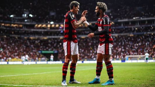 Pedro e Gabigol comemorando um dos muitos gols pelo Flamengo