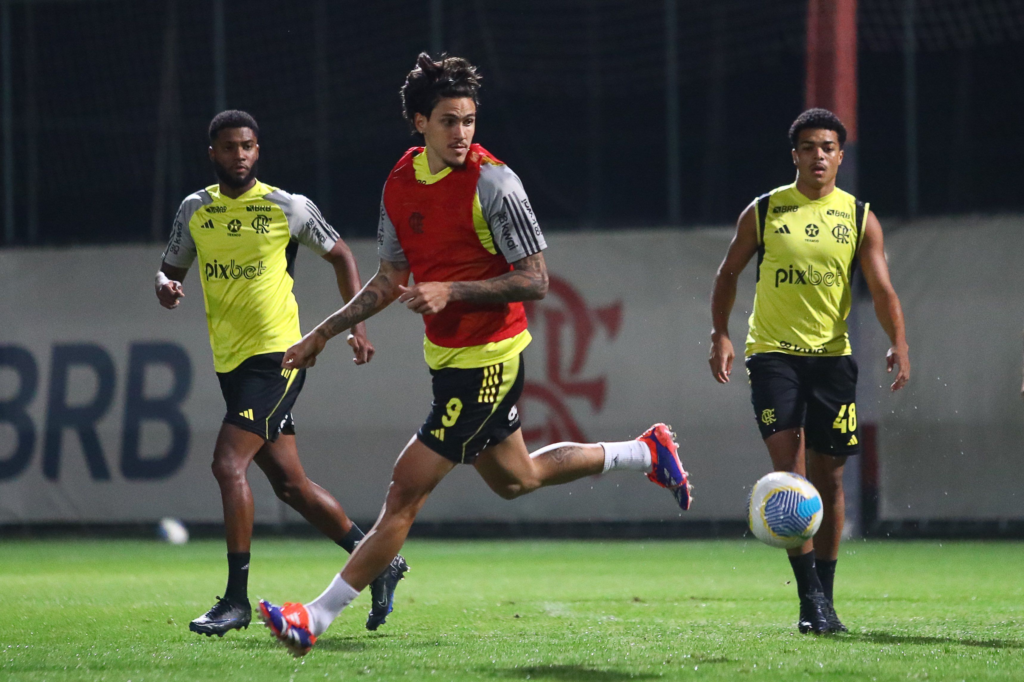 Flamengo x Cuiabá: veja as prováveis escalações de jogo do Brasileirão