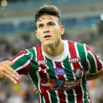 Fluminense é condenado a pagar indenização para atacante Pedro, do Flamengo