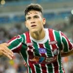 Fluminense é condenado a pagar indenização para atacante Pedro, do Flamengo