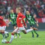 Pedro Henrique e Moledo são baixas no Inter para enfrentar o Santos