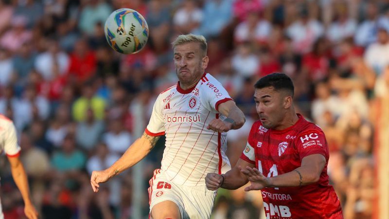Cruzeiro monitora situação do atacante Pedro Henrique, do Internacional