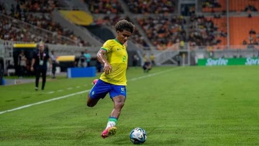Pedro Lima é o lateral-direito titular da Seleção no Mundial Sub-17