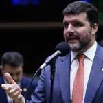 Votações na Câmara são obstruídas pela bancada da oposição em retaliação ao STF