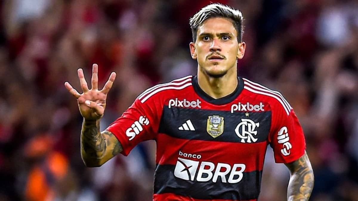 Rivaldo crê em grandes títulos do Flamengo no ano: 'Tem muito a conquistar'