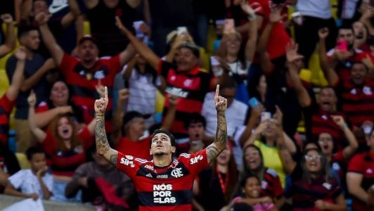 Pedro marcou dois gols na vitória sobre o Palmeiras