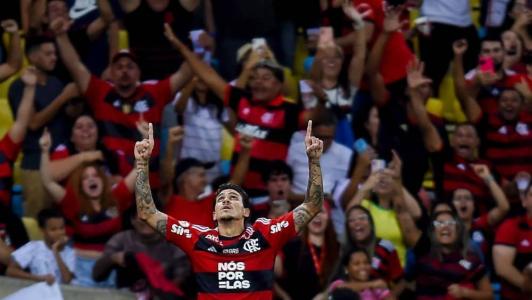 Pedro marcou dois gols na vitória sobre o Palmeiras