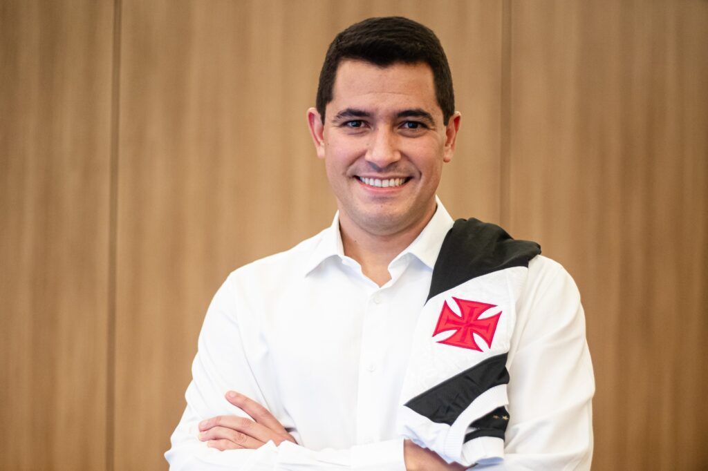 Vasco oficializa a contratação de Pedro Martins, ex-Cruzeiro, para diretor de futebol