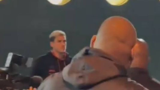 Pedro no momento em que deixou o Independência para prestar queixa em uma delegacia