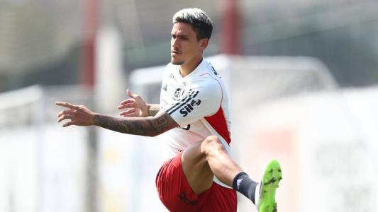 Pedro pode voltar ao time titular do Flamengo diante do Botafogo
