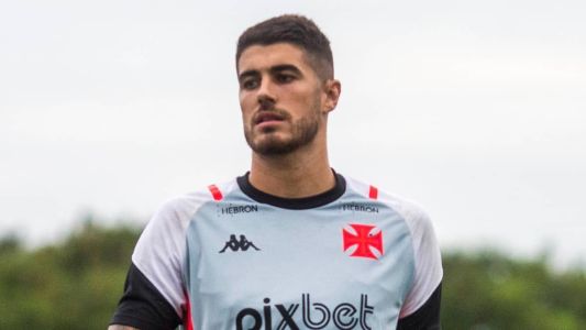 Pedro Raul em treino do Vasco antes de enfrentar o Bahia pelo Campeonato Brasileiro