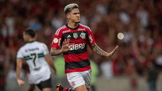 Pedro recusou oferta do Al Hilal e, por ora, seguirá no Flamengo