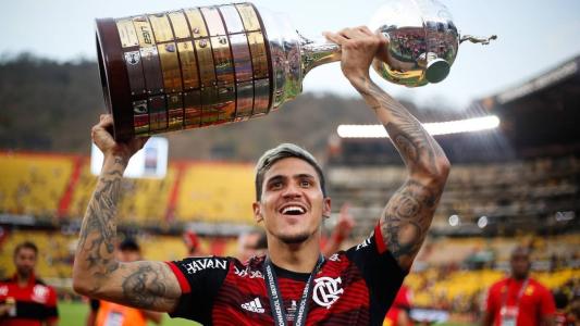 Pedro venceu a Libertadores e Copa do Brasil pelo Flamengo em 2022