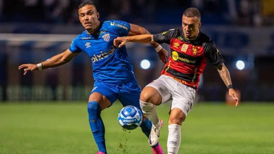Peglow marcou o segundo gol com a camisa do Sport diante do Avaí