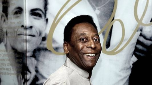 Pelé é velado nesta segunda-feira (3) na Vila Belmiro, em Santos