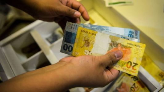 Pelo menos 10,5 milhões de trabalhadores têm direito de sacar o PIS/Pasep