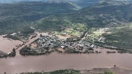 Pelo menos 32 pessoas morreram em função do ciclone extratropical