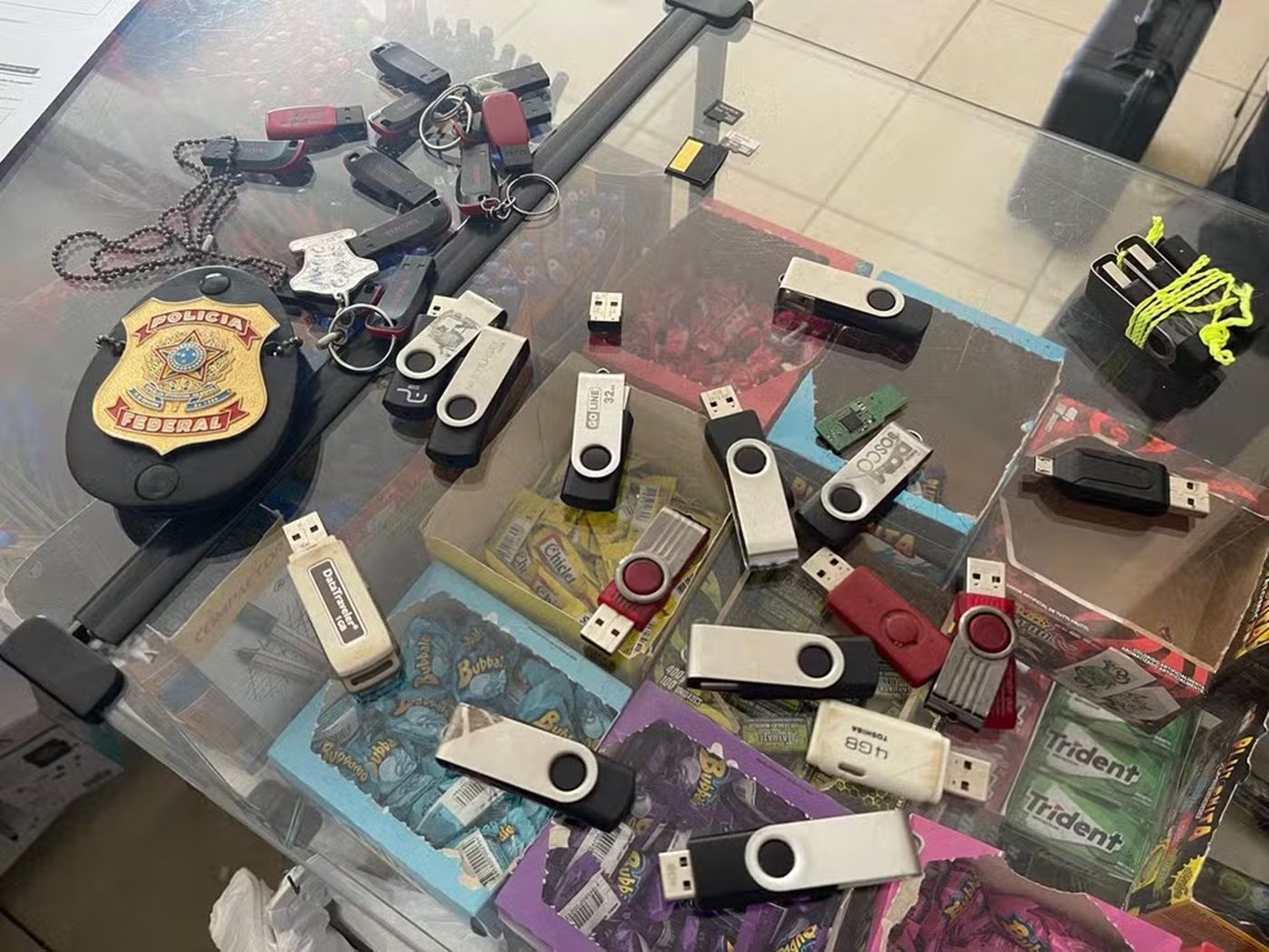 Dono de lan house é flagrado tentando transferir vídeos de pedofilia e é preso em MG