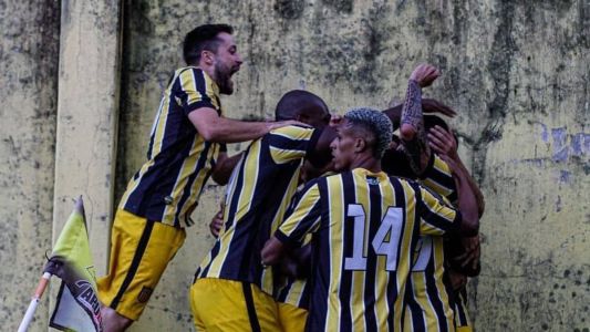 Peñarol é campeão da Supercopa dos Inconfidentes pela primeira vez