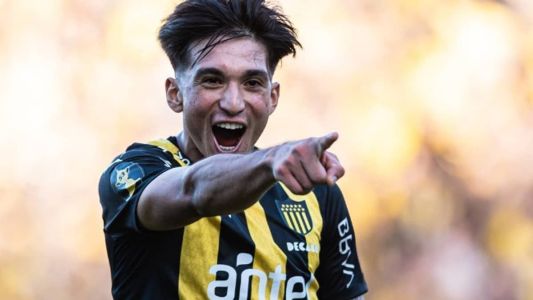 Peñarol venceu Nacional por 2 a 0 neste sábado (1), pelo Campeonato Uruguaio