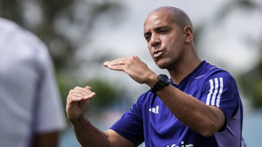 Pepa, do Cruzeiro, durante treinamento na Toca da Raposa II