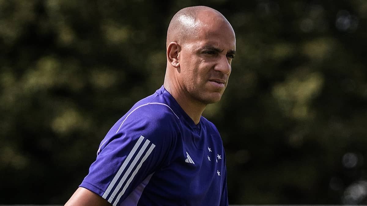 Pepa, do Cruzeiro, é 'bom em clássico'? Veja retrospecto do técnico na carreira