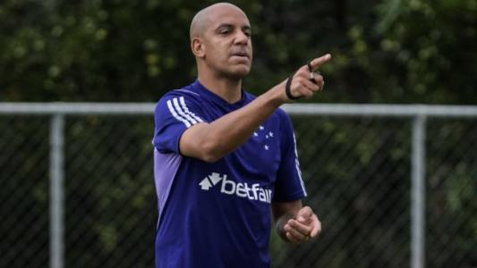 Pepa escolheu Neris para substituir Oliveira diante do RB Bragantino