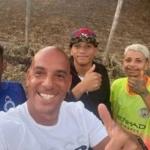 Pepa, do Cruzeiro, surpreende jovens em 'terrão' e mostra nas redes; assista