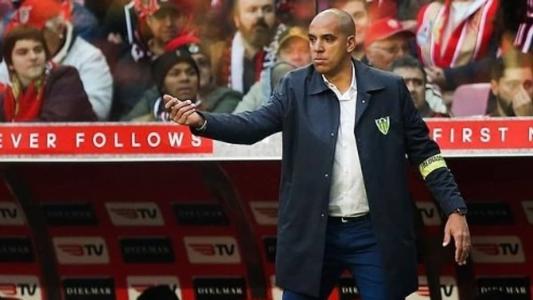 Pepa tem preferência por utilizar dois meias em seu estilo de jogo