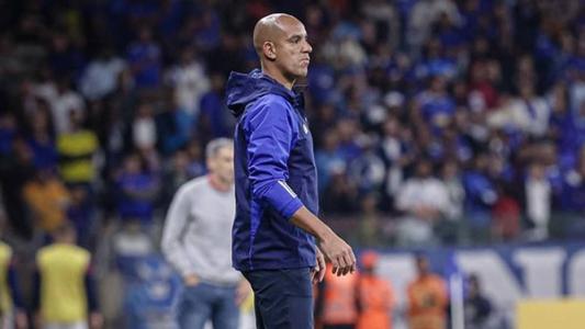 Pepa terá que resolver problema ofensivo do Cruzeiro contra o Corinthians, no Mineirão