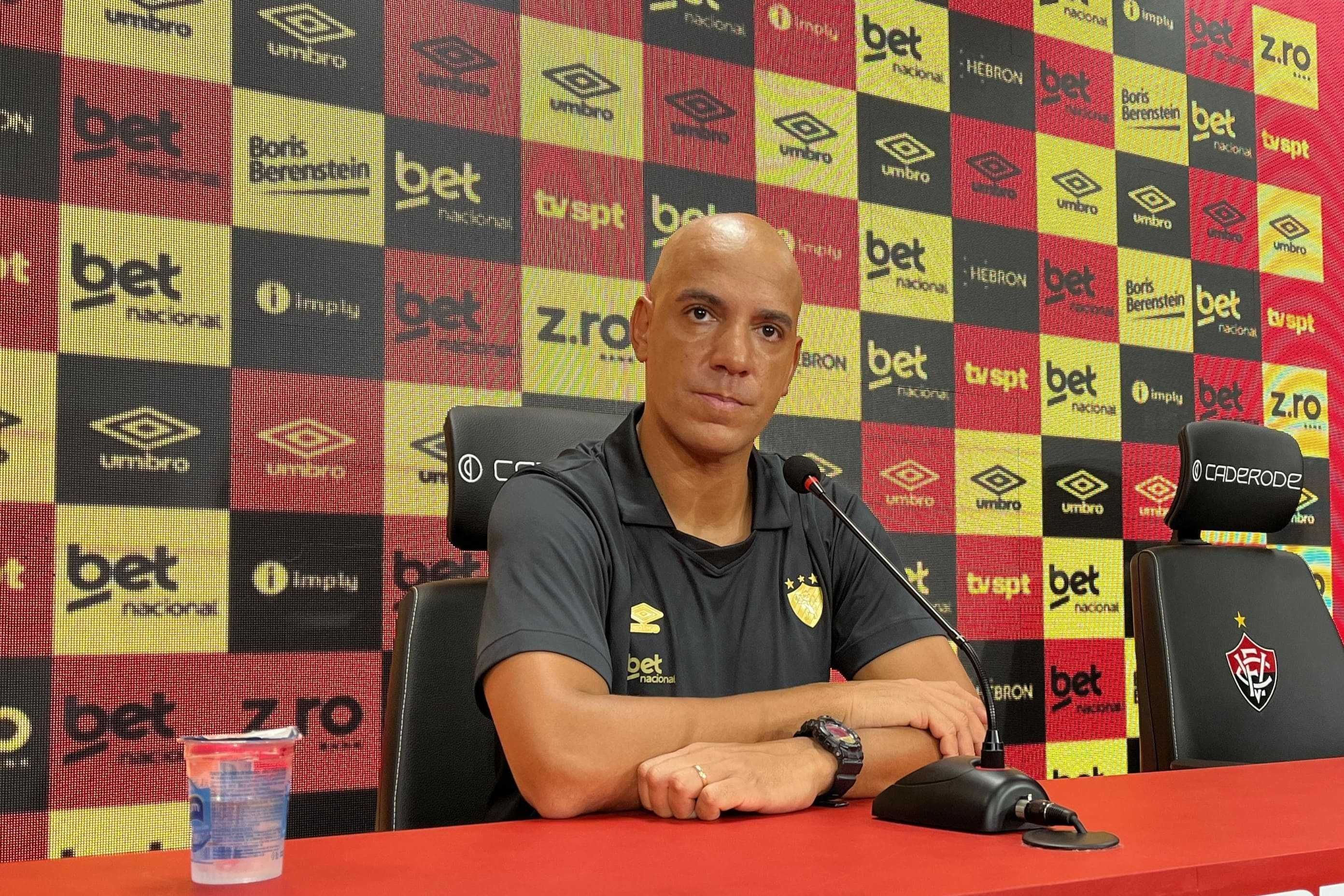 Pepa surpreende na escalação do Sport, perde para o Vitória e manda recado