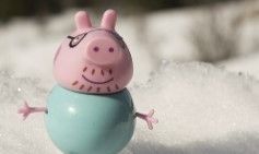 Justiça de MG condena empresária por usar Peppa Pig para vender produtos sem autorização
