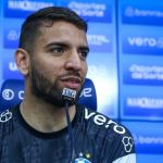 Pepê fala sobre seu retorno no Grêmio e avalia chances de título: 'É complicado'