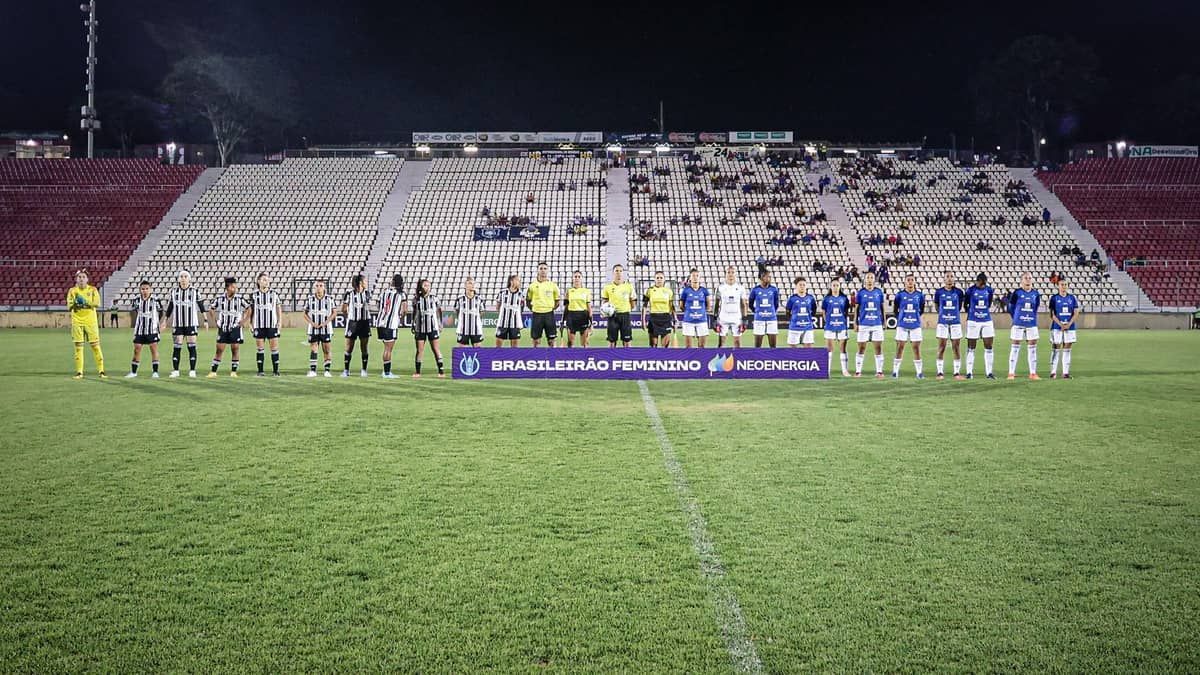 Pesquisa reforça que futebol feminino precisa de incentivos para levar público aos estádios