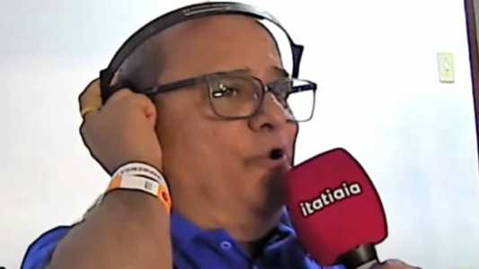 Pequetito narrou gol de Hulk, do Atlético