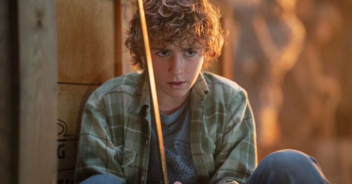 Walker Scobell interpreta Percy Jackson