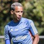 Com Matheus Pereira de volta, Cruzeiro recebe Fluminense e tenta quebrar escrita
