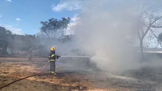 Perícia técnica da Polícia Civil investiga as causas do incêndio