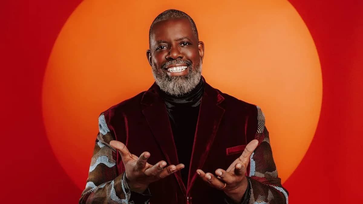 Péricles lança álbum novo e regrava hit de Rita Lee que nasceu de crise de ciúmes