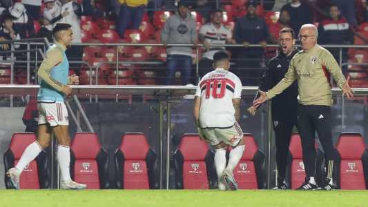 Perigo na transição: força do São Paulo no contra-ataque liga alerta no Cruzeiro