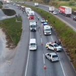 Perseguição policial causa interdição total da BR-040 sentido Sete Lagoas e complica trânsito