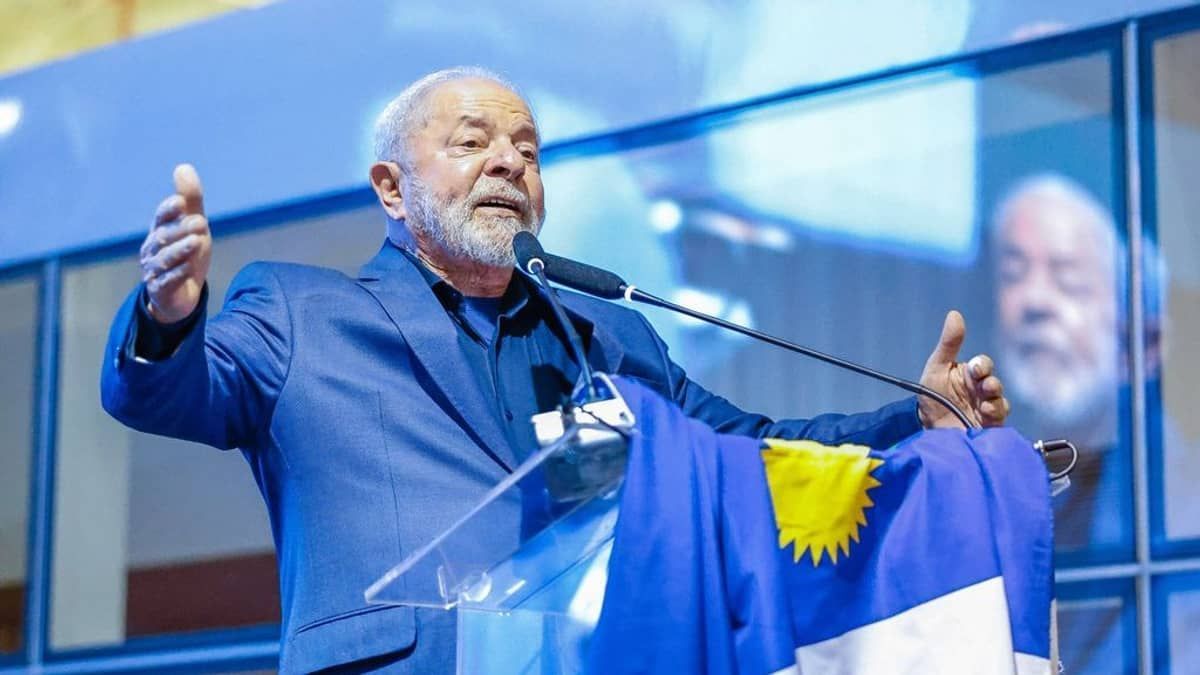 Ipec: 37% avaliam positivamente o governo Lula; reprovação é de 28%