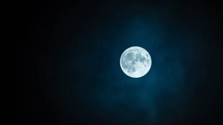 Pesquisas indicam possibilidade de haver microrganismos vivos na Lua