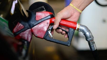 Petrobras anunciou redução de 4,5% no preço do diesel nas refinarias a partir de quinta-feira (23)