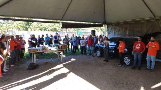 Petroleiros em estado de greve na Refinaria Gabriel Passos em Betim