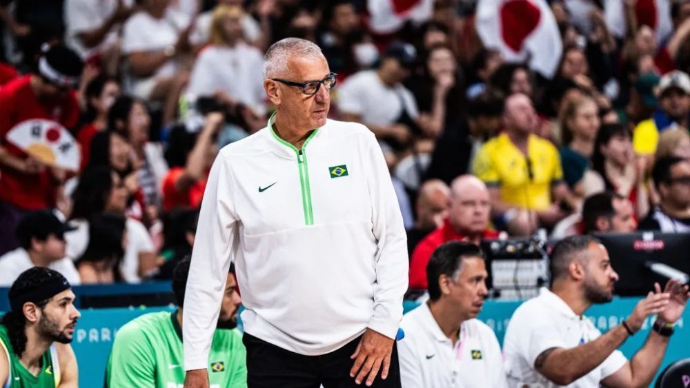 Brasil prepara novo comando técnico no basquete após Paris 2024